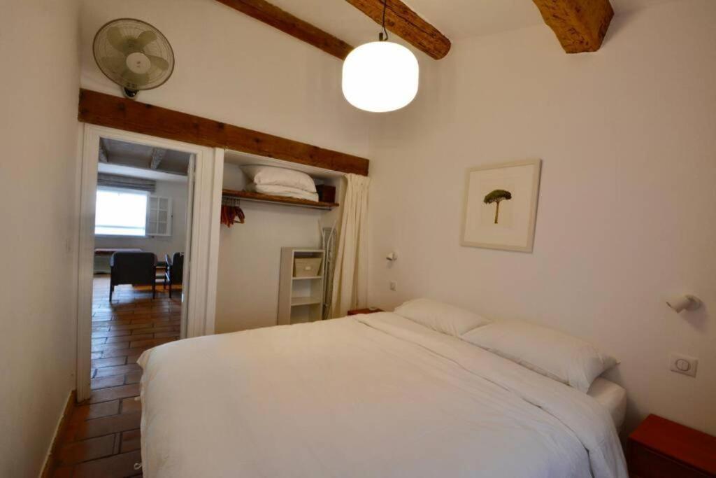 The Sea Apartment 2 - Sea View On The Ramparts Of Old Town อองทีบส์ ภายนอก รูปภาพ