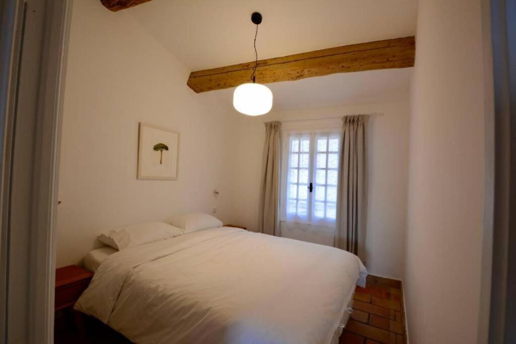 The Sea Apartment 2 - Sea View On The Ramparts Of Old Town อองทีบส์ ภายนอก รูปภาพ